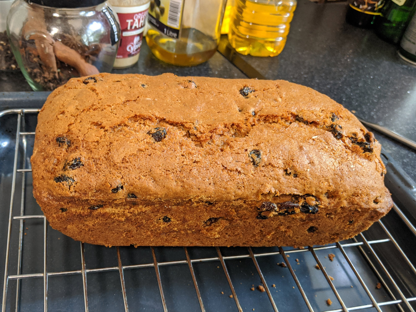 Station brownie cooling on a rack